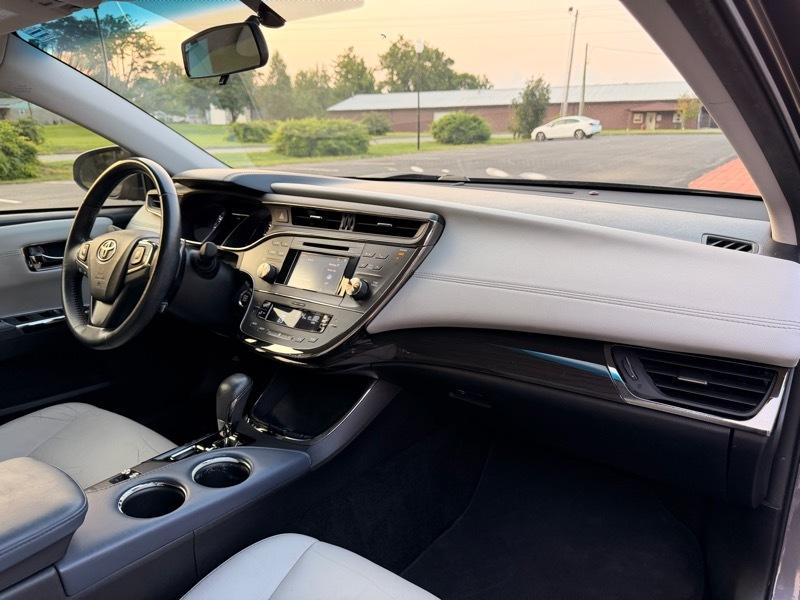 Toyota Avalon XLE Touring SE 2015