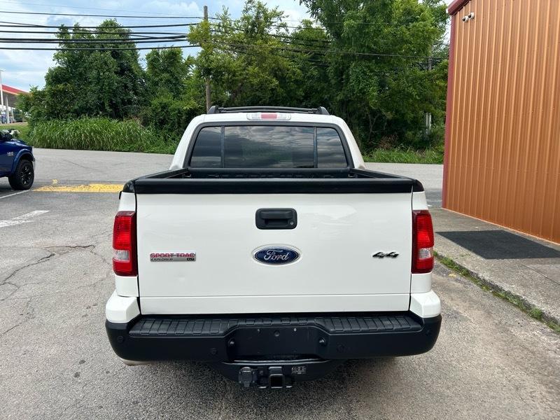 Ford Explorer Sport Trac XLT 4.0L 4WD 2010