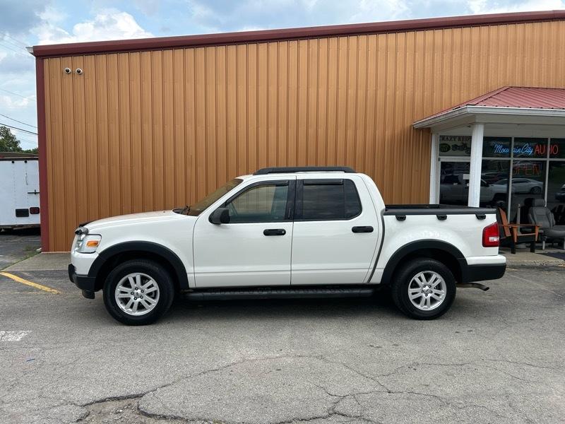Ford Explorer Sport Trac XLT 4.0L 4WD 2010
