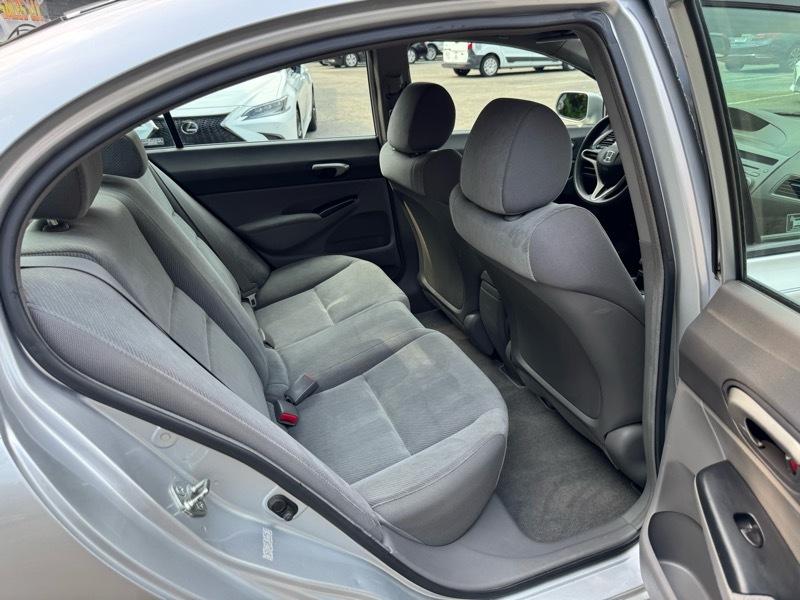 Honda Civic LX Sedan 5-Speed AT 2009