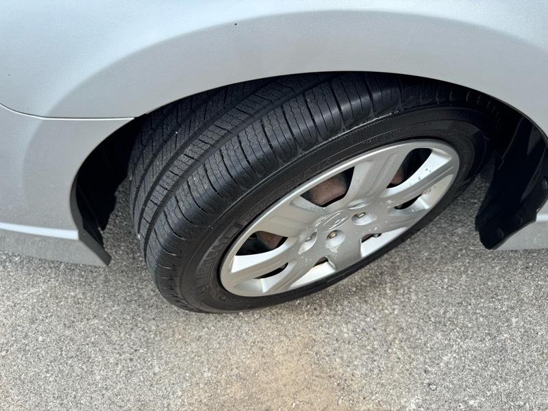 Honda Civic LX Sedan 5-Speed AT 2009