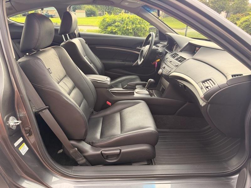 Honda Accord EX-L Coupe AT 2009
