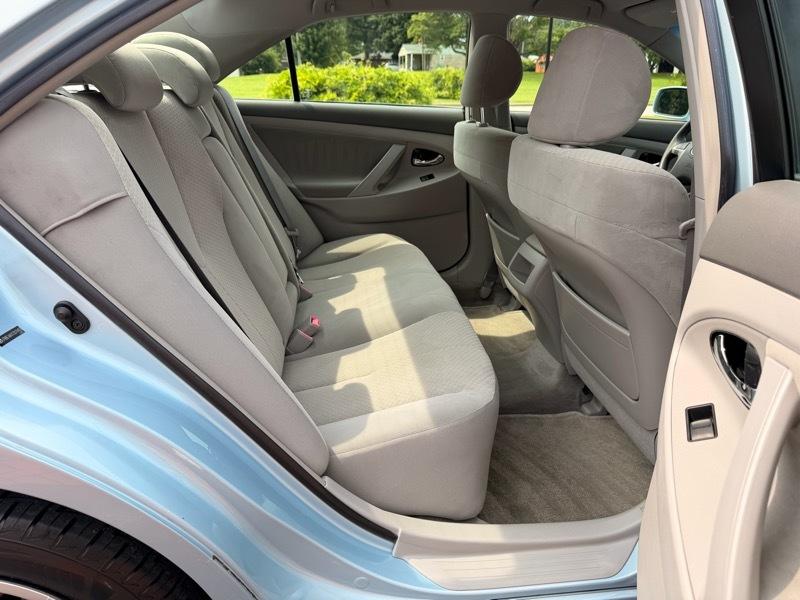 Toyota Camry LE 2007