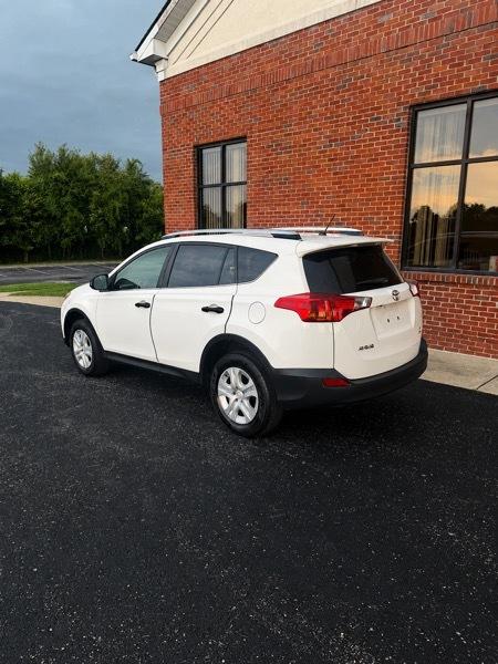 Toyota RAV4 LE AWD 2014