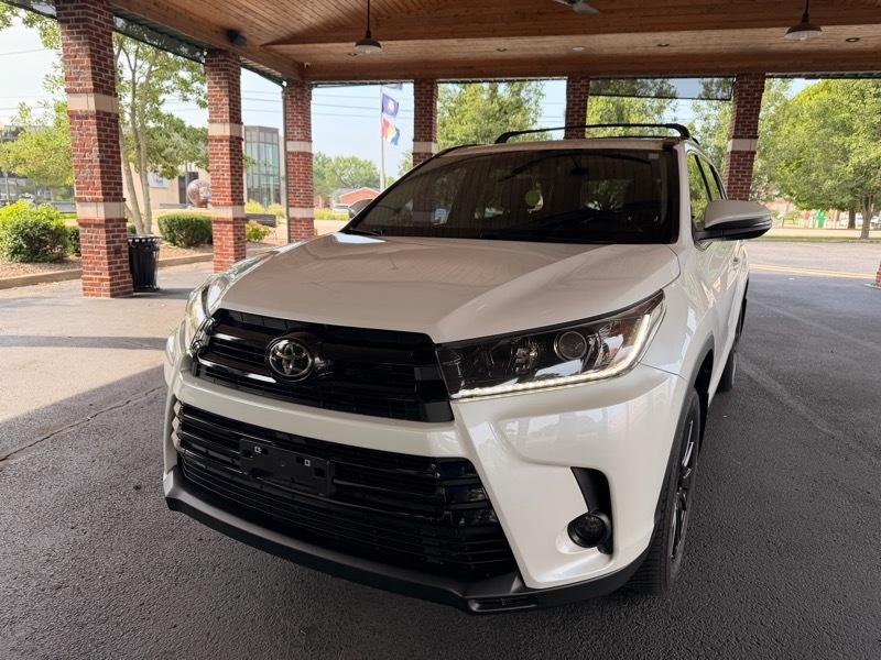 Toyota Highlander SE AWD V6 2019