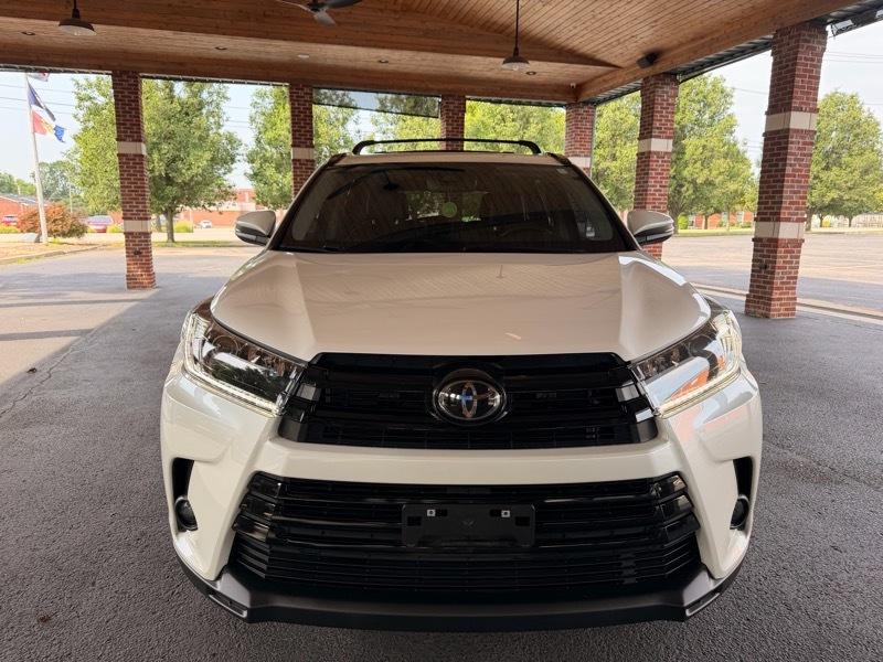 Toyota Highlander SE AWD V6 2019