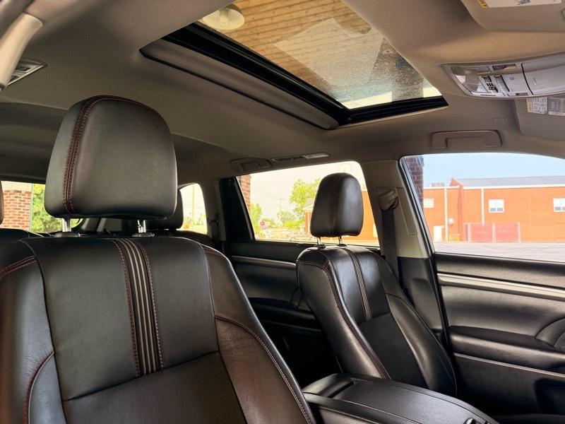 Toyota Highlander SE AWD V6 2019