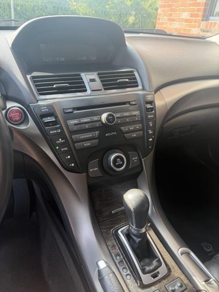 Acura TL 6-Speed AT 2014