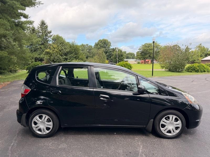 Honda Fit 5-Speed AT 2010