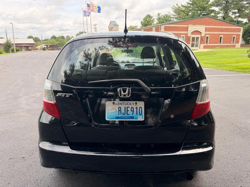 Honda Fit 5-Speed AT 2010