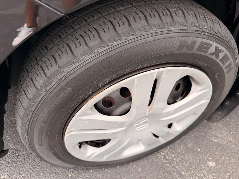 Honda Fit 5-Speed AT 2010