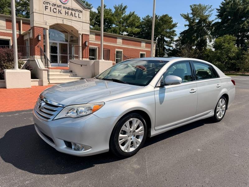 Toyota Avalon Base 2012