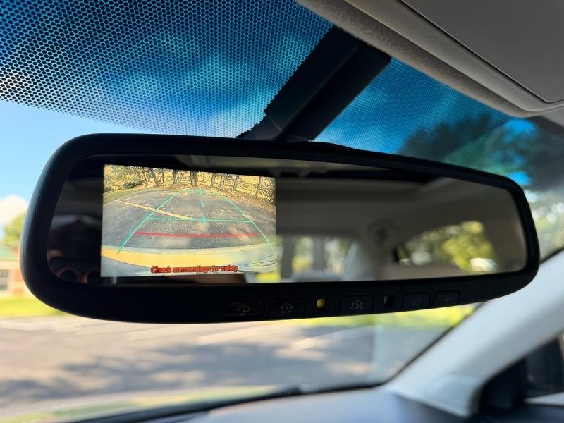 Toyota Avalon Base 2012