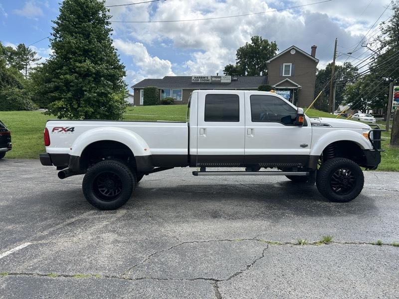 Ford F-350 SD King Ranch Crew Cab Long Bed DRW 4WD 2016