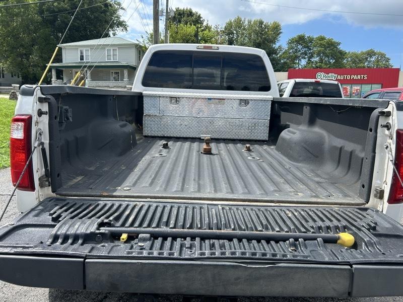 Ford F-350 SD King Ranch Crew Cab Long Bed DRW 4WD 2016