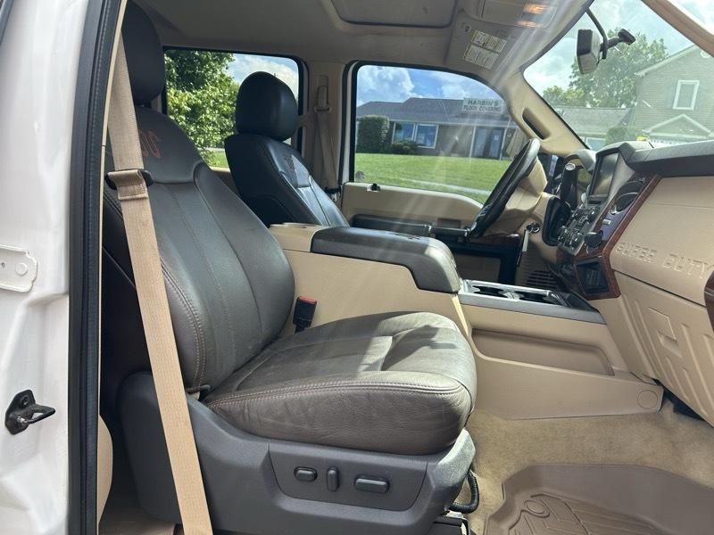 Ford F-350 SD King Ranch Crew Cab Long Bed DRW 4WD 2016