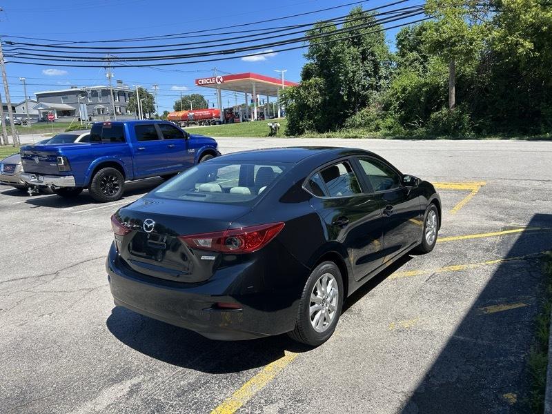 Mazda MAZDA3 i Sport AT 4-Door 2016