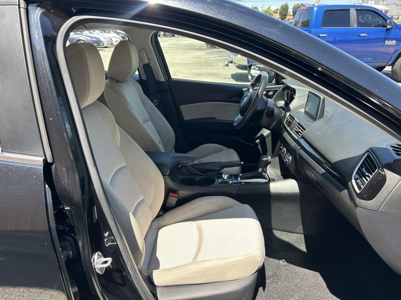 Mazda MAZDA3 i Sport AT 4-Door 2016