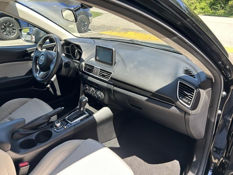 Mazda MAZDA3 i Sport AT 4-Door 2016