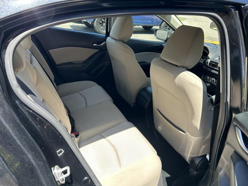 Mazda MAZDA3 i Sport AT 4-Door 2016