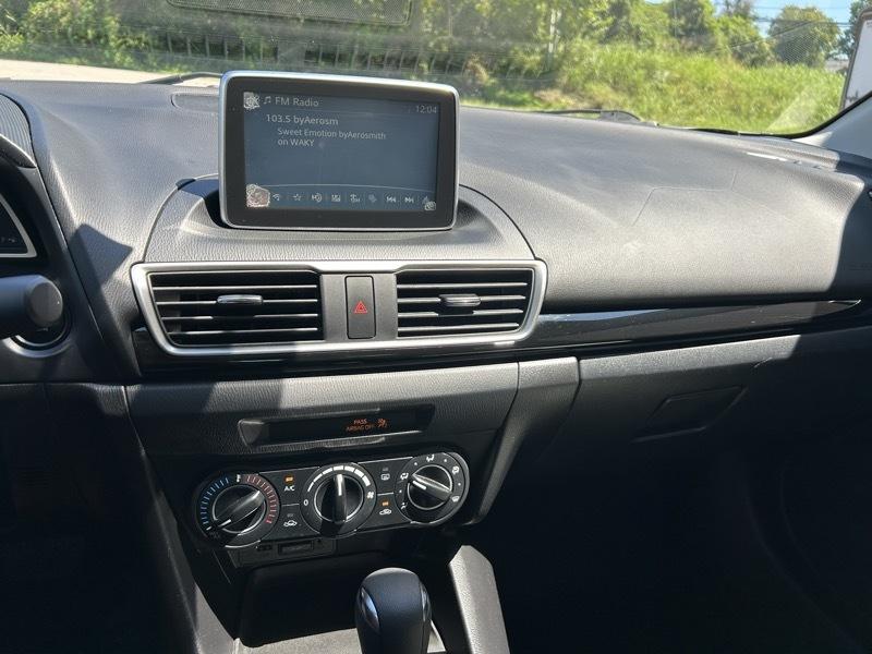Mazda MAZDA3 i Sport AT 4-Door 2016