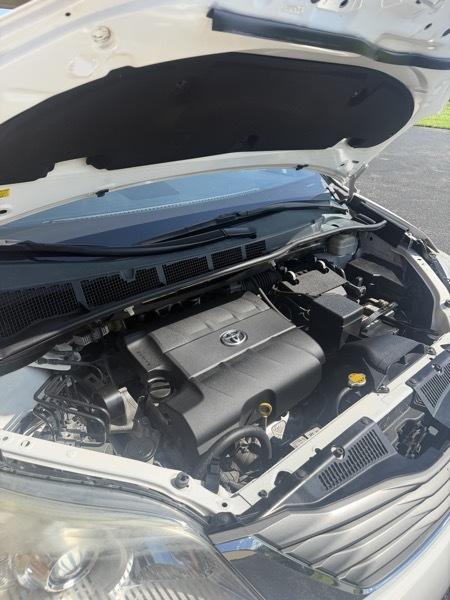 Toyota Sienna XLE FWD 8-Passenger V6 2013