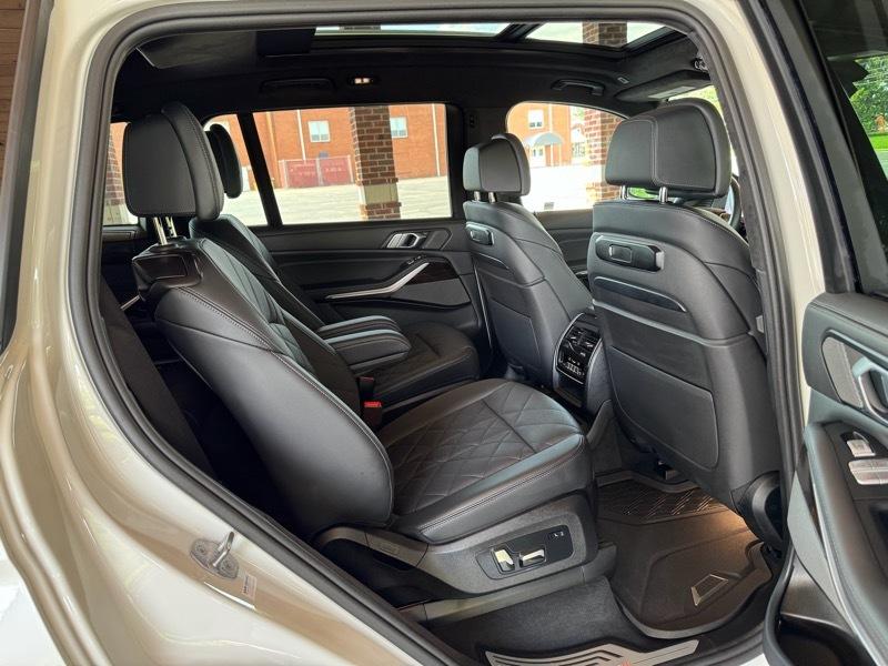 BMW X7 xDrive40i 2024
