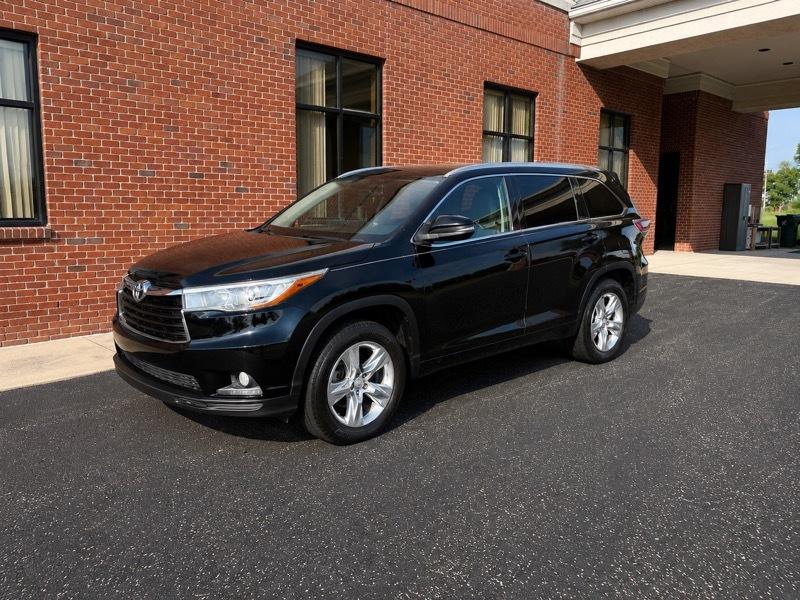Toyota Highlander Limited FWD V6 2014