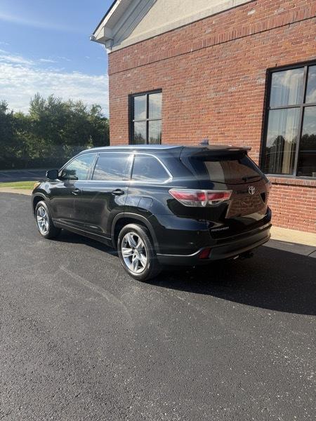 Toyota Highlander Limited FWD V6 2014