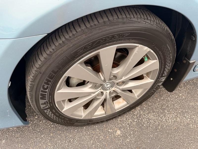 Toyota Avalon Limited 2011