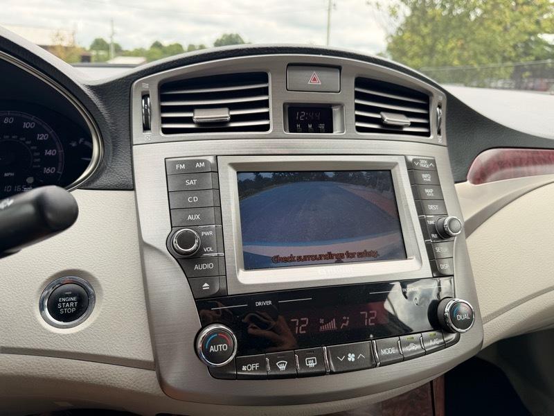 Toyota Avalon Limited 2011