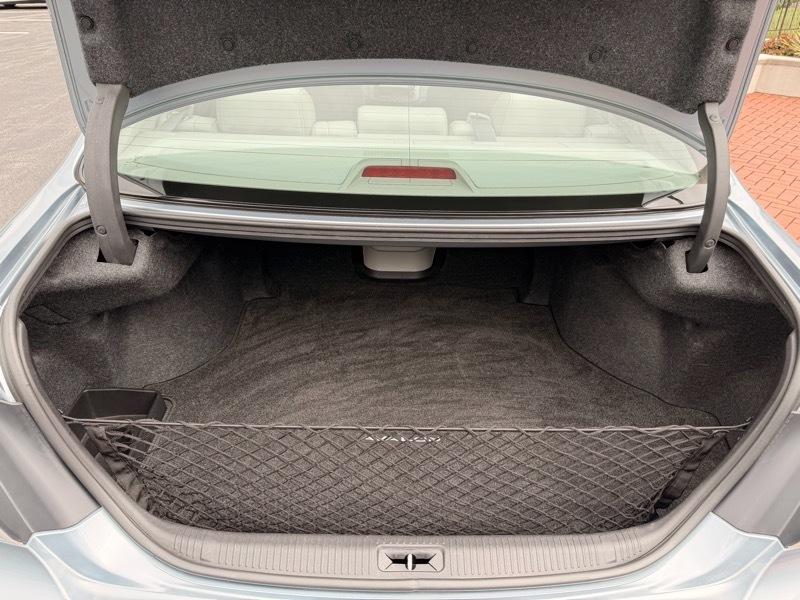 Toyota Avalon Limited 2011