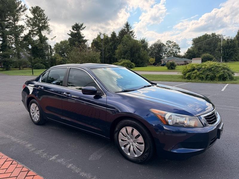 Honda Accord LX sedan AT 2009
