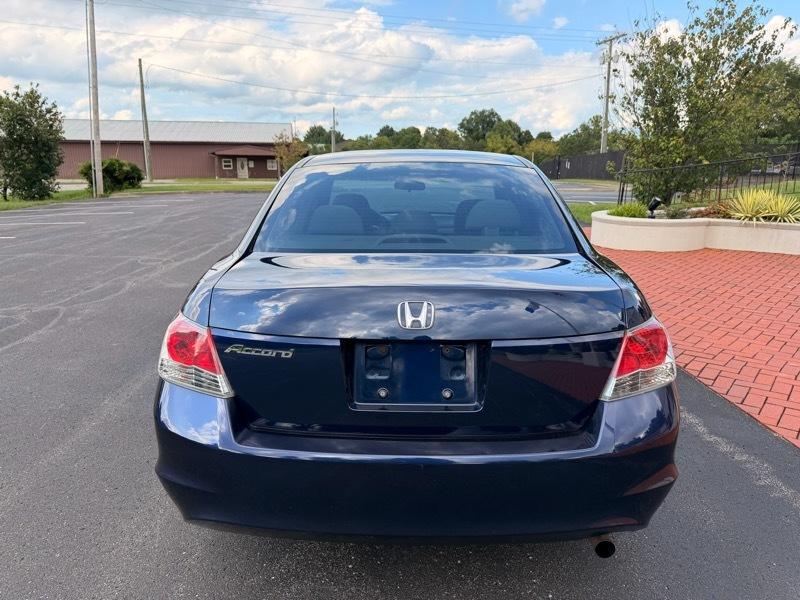 Honda Accord LX sedan AT 2009