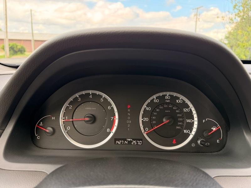 Honda Accord LX sedan AT 2009