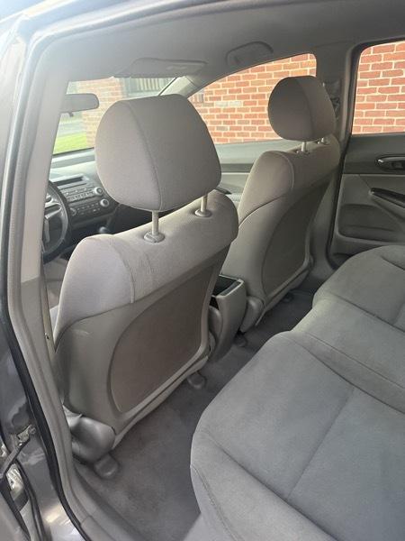 Honda Civic DX-VP Sedan 5-Speed AT 2009