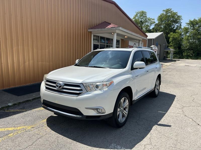 Toyota Highlander Limited 2WD 2013