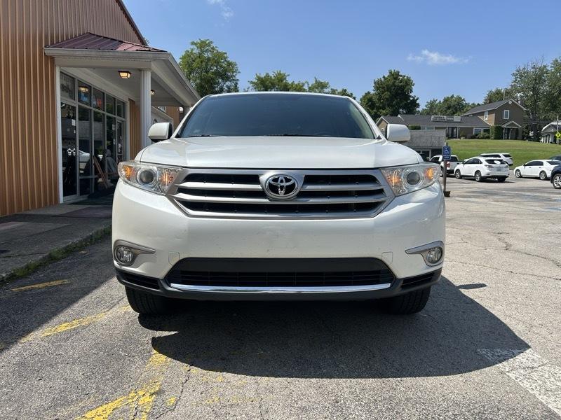 Toyota Highlander Limited 2WD 2013