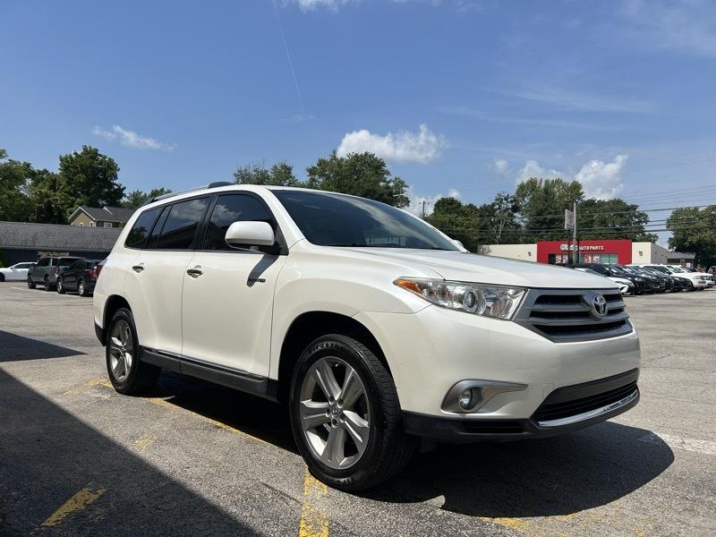 Toyota Highlander Limited 2WD 2013