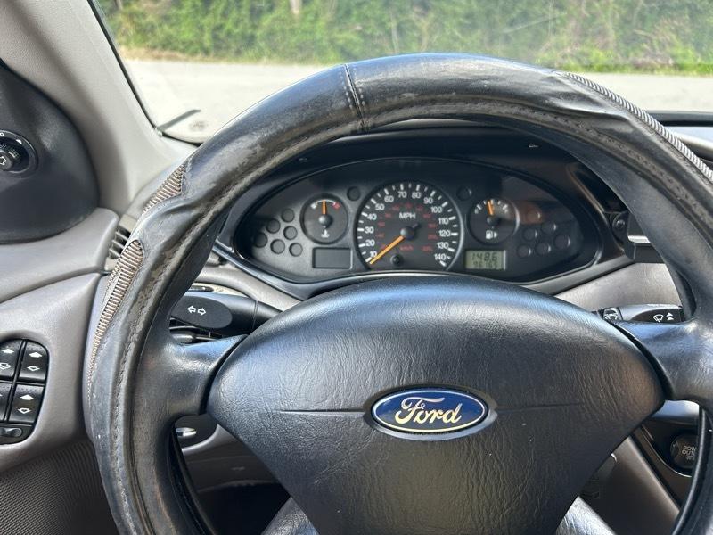 Ford Focus Wagon SE 2004