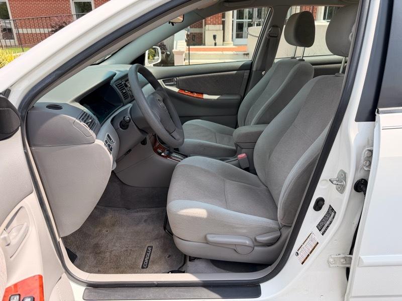 Toyota Corolla LE 2007