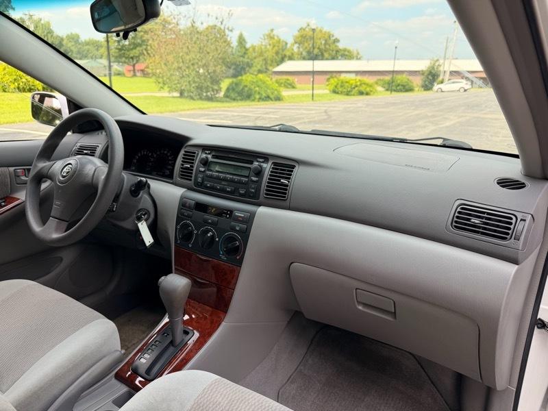 Toyota Corolla LE 2007