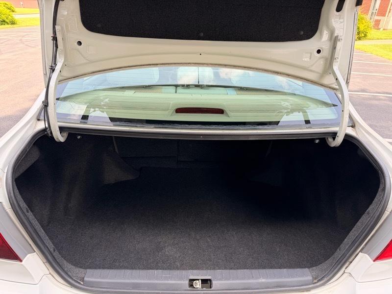 Toyota Corolla LE 2007