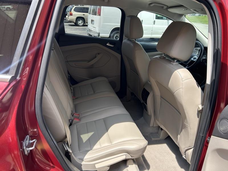 Ford Escape Titanium FWD 2016