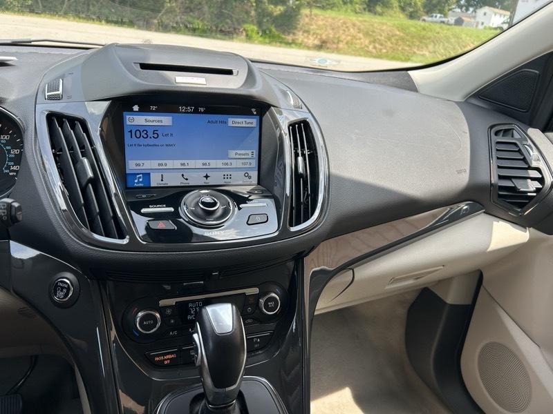 Ford Escape Titanium FWD 2016