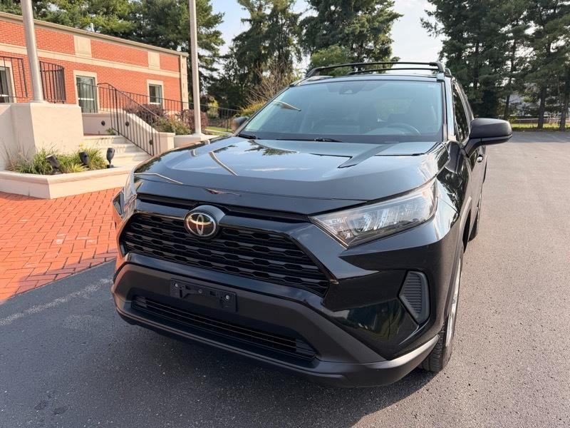 Toyota RAV4 LE AWD 2020