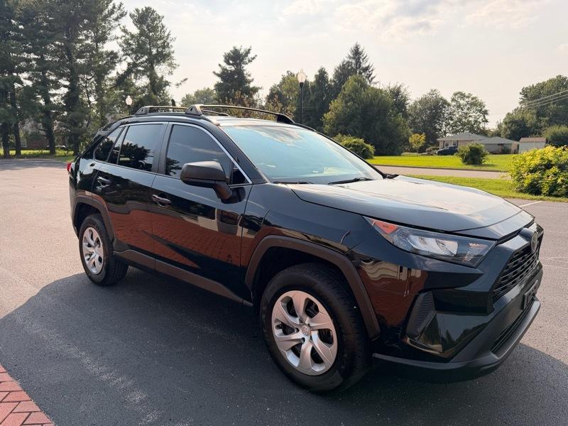 Toyota RAV4 LE AWD 2020