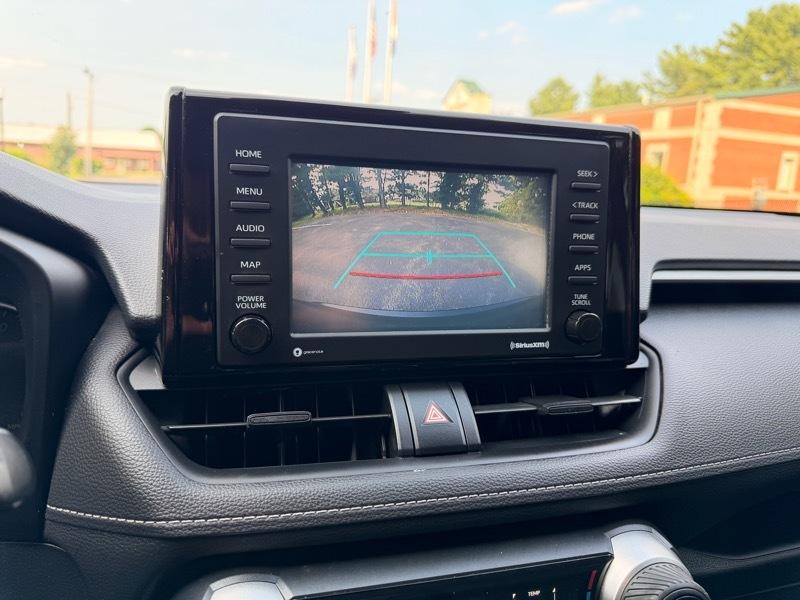 Toyota RAV4 LE AWD 2020