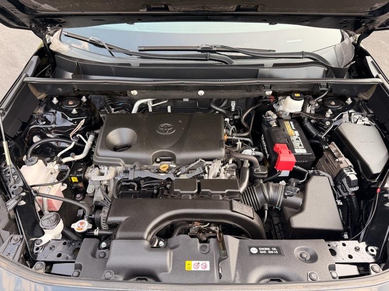 Toyota RAV4 LE AWD 2020