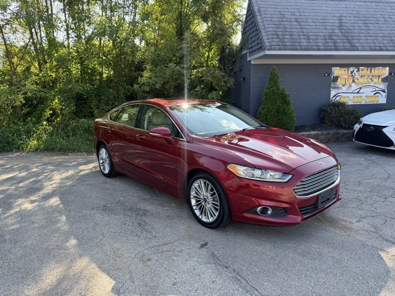 Ford Fusion SE 2015